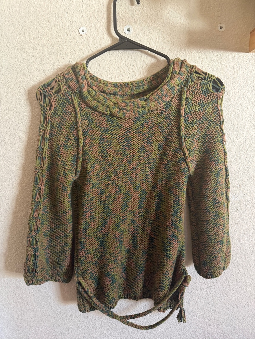 Women’s Multicolor Knit Cold-Shoulder Sweater with Tie Waist